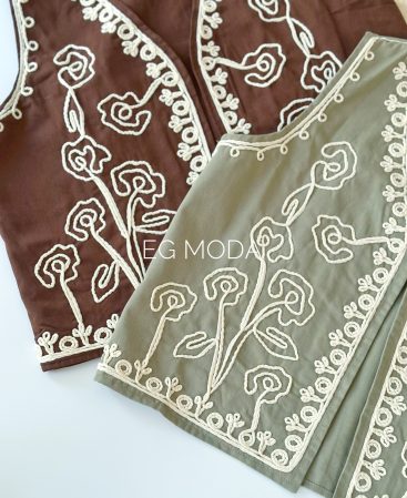 CHALECO BORDADO FLOR