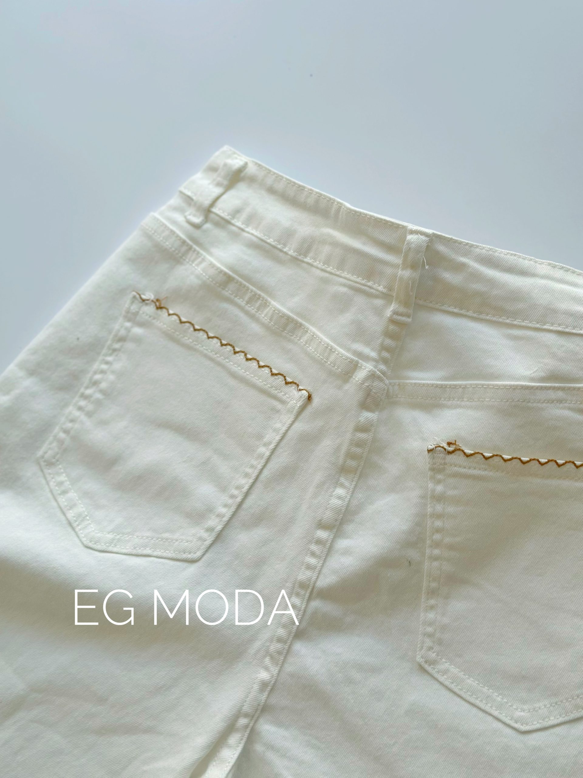 JEANS BLANCO TOBILLERO