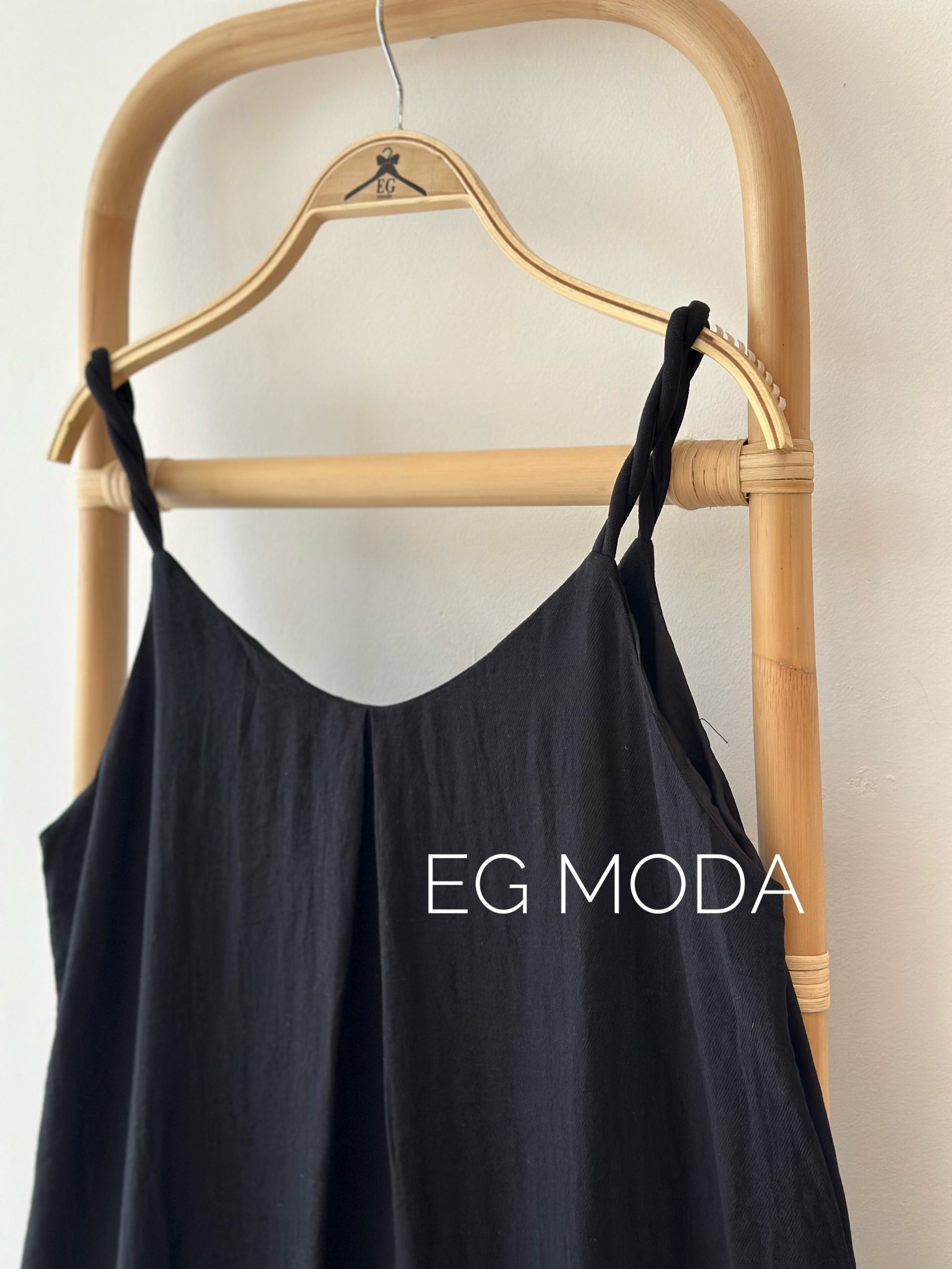 VESTIDO SOLERA NEGRA