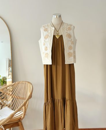 VESTIDO SOLERA c/volado