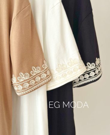 REMERA ALGODÓN BORDADA