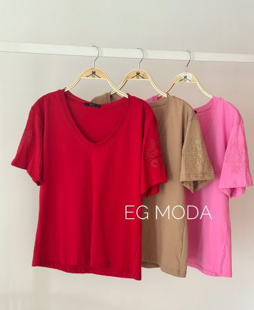 REMERA ALGODÓN Bordada