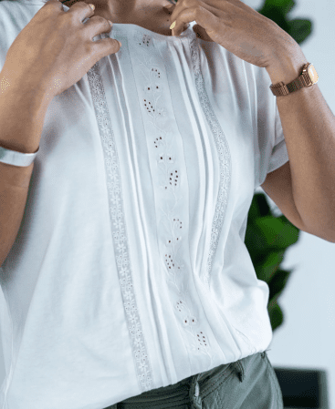 BLUSA EN ALGODÓN C/detalle