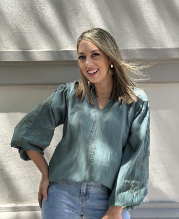 BLUSA MANGA BORDADA