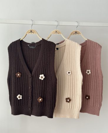 CHALECO TEJIDO C/ Flor