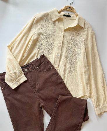 CAMISA CON BRILLO