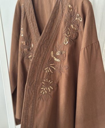 CHAQUETA BORDADA