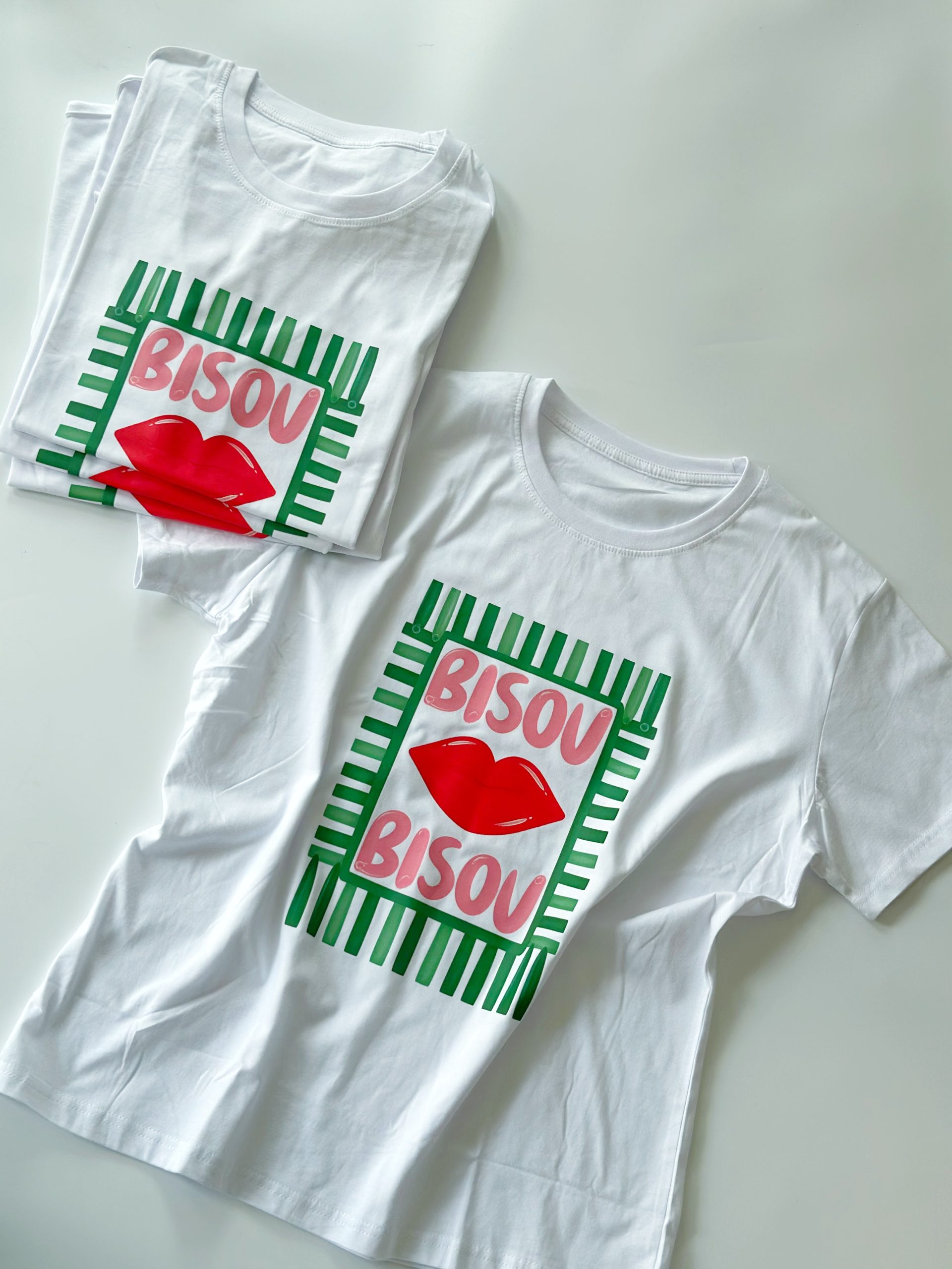 REMERA BISOU