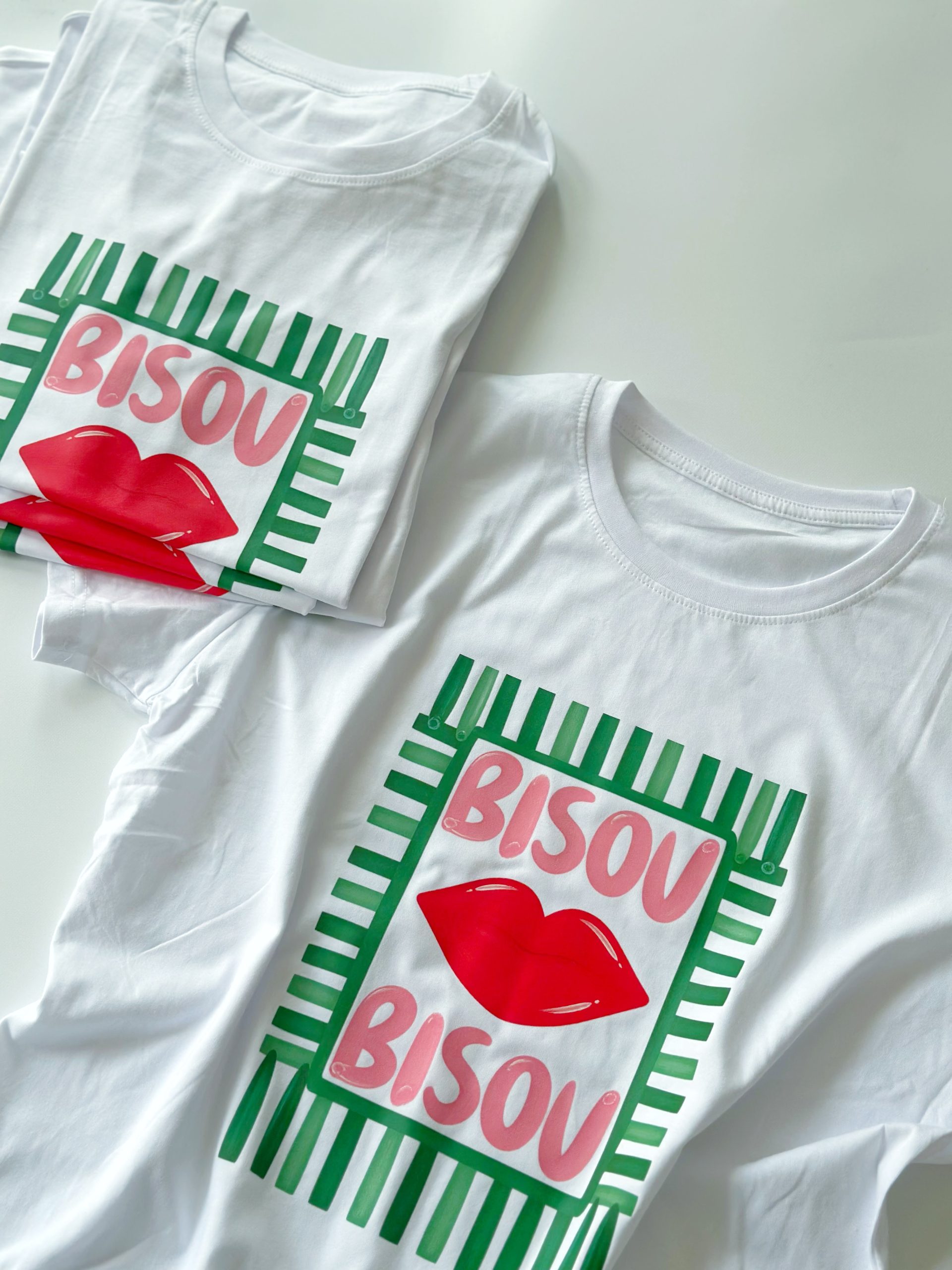REMERA BISOU